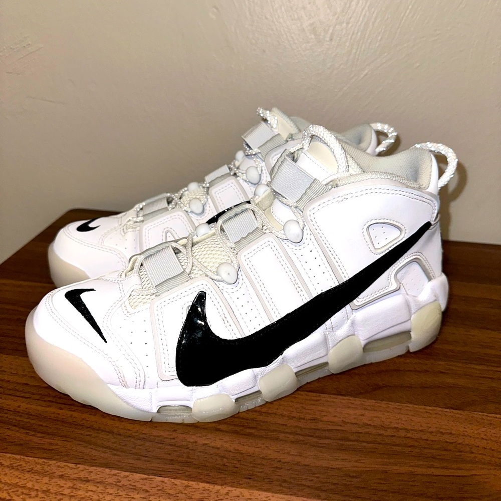 Air More Uptempo Size 9.5